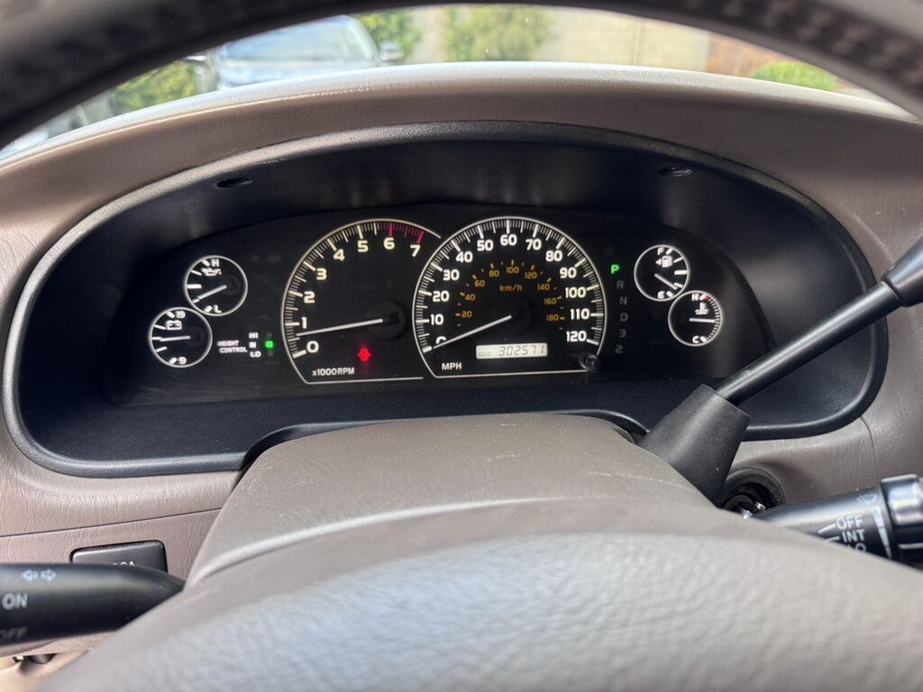 Toyota Sequoia: 2005 г., 4.7 л, Автомат, Бензин, Внедорожник: фото 7