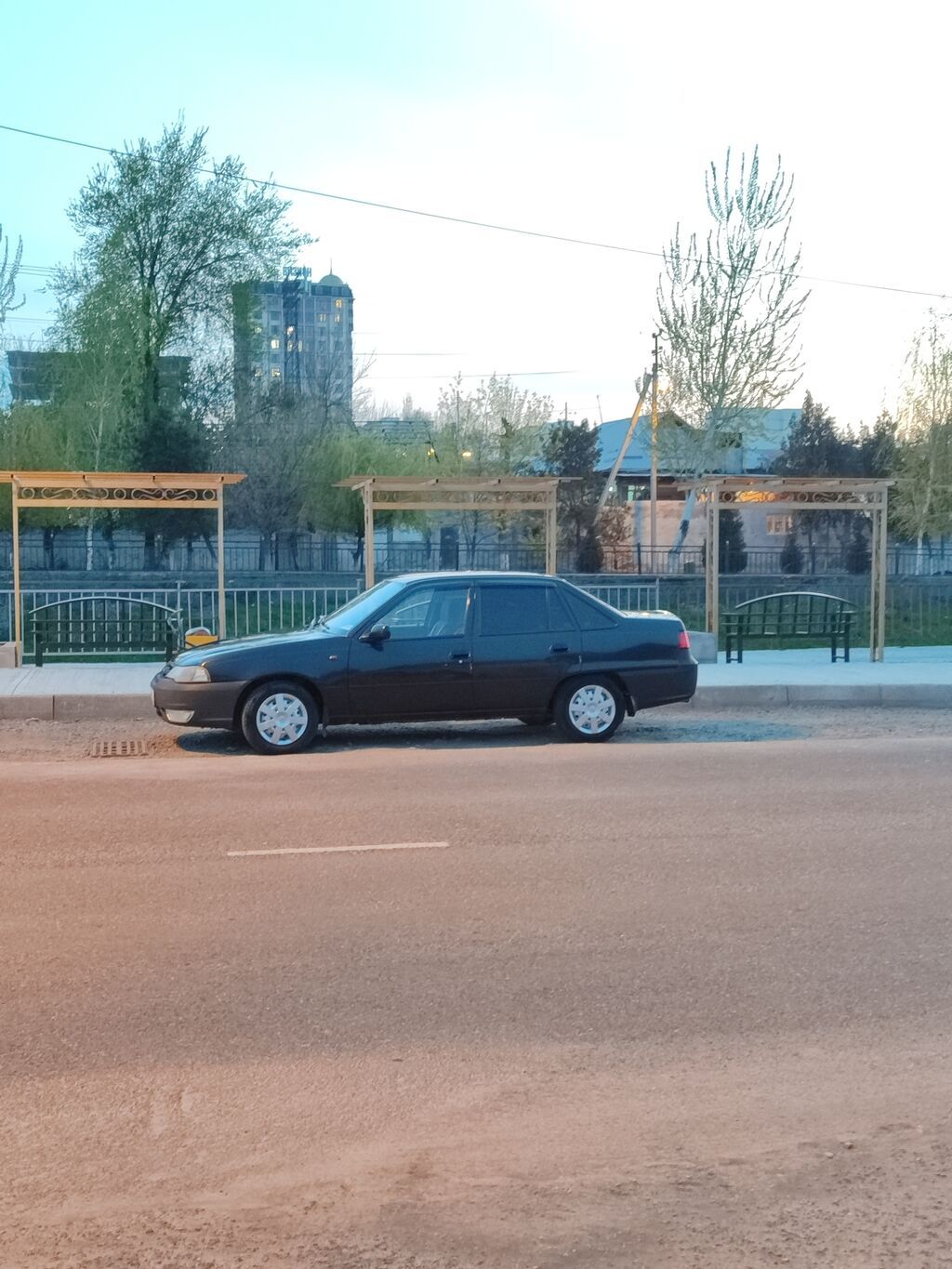 Daewoo Nexia: 2011 г., 1.5 л, Механика, Бензин, Седан: фото 3