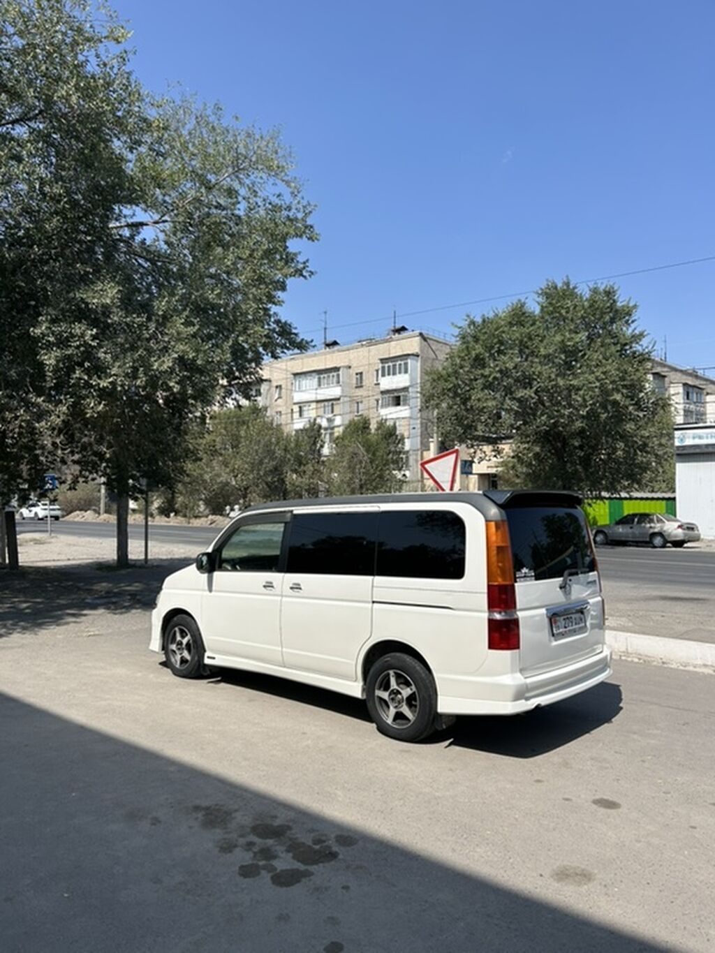 Honda Stepwgn: 2002 г., 2 л, Автомат, Бензин, Минивэн: фото 5