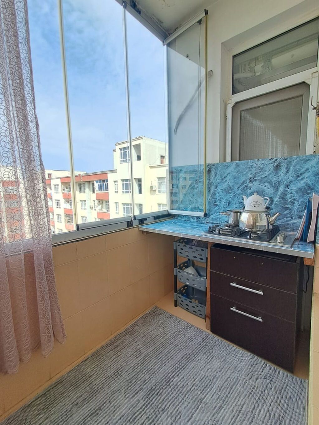 3 otaqlı, Yeni tikili, m. İnşaatçılar, 123 kv. m