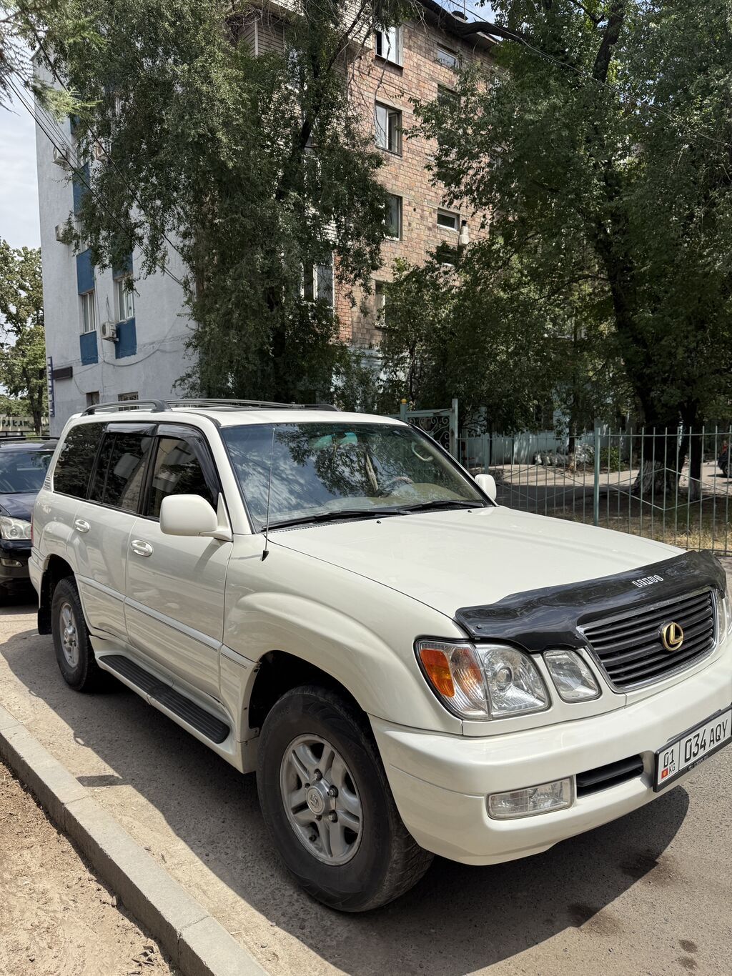 Lexus LX: 2002 г., 4.7 л, Автомат, Газ: фото 1