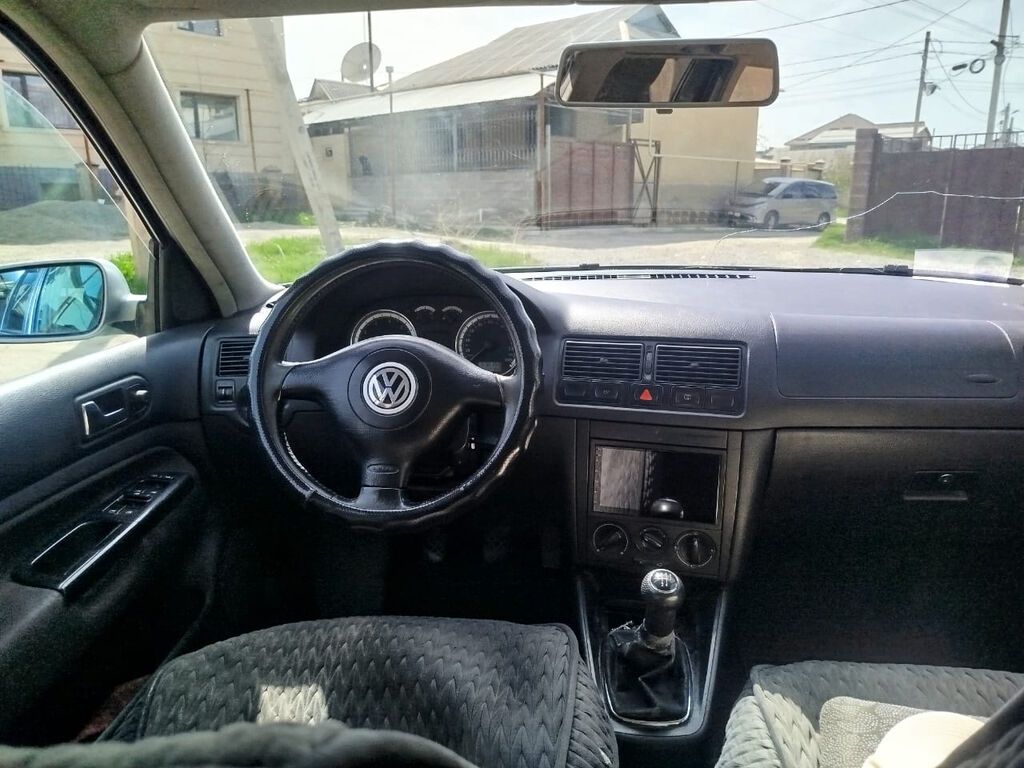 Volkswagen Golf: 2002 г., 1.6 л, Механика, Бензин, Универсал: фото 7