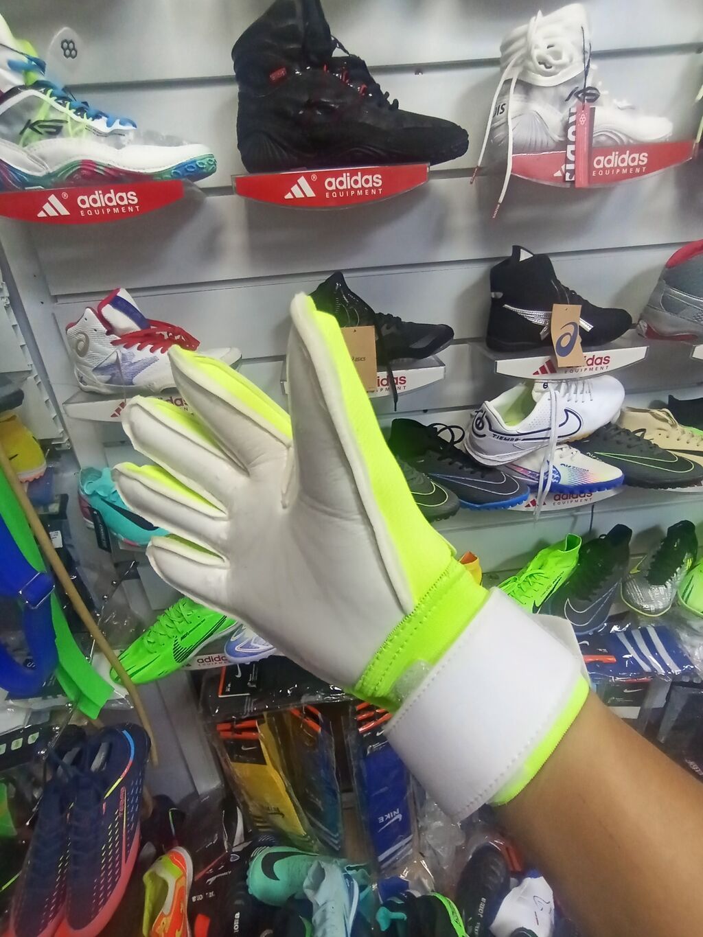 Вратарские Перчатки, Перчатки вратарские перчатки Nike Tiempo — фото 2