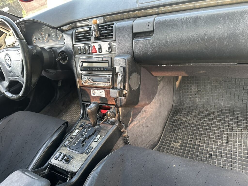 Mercedes-Benz E-Class: 1999 г., 4.3 л, Автомат, Бензин, Седан: фото 7