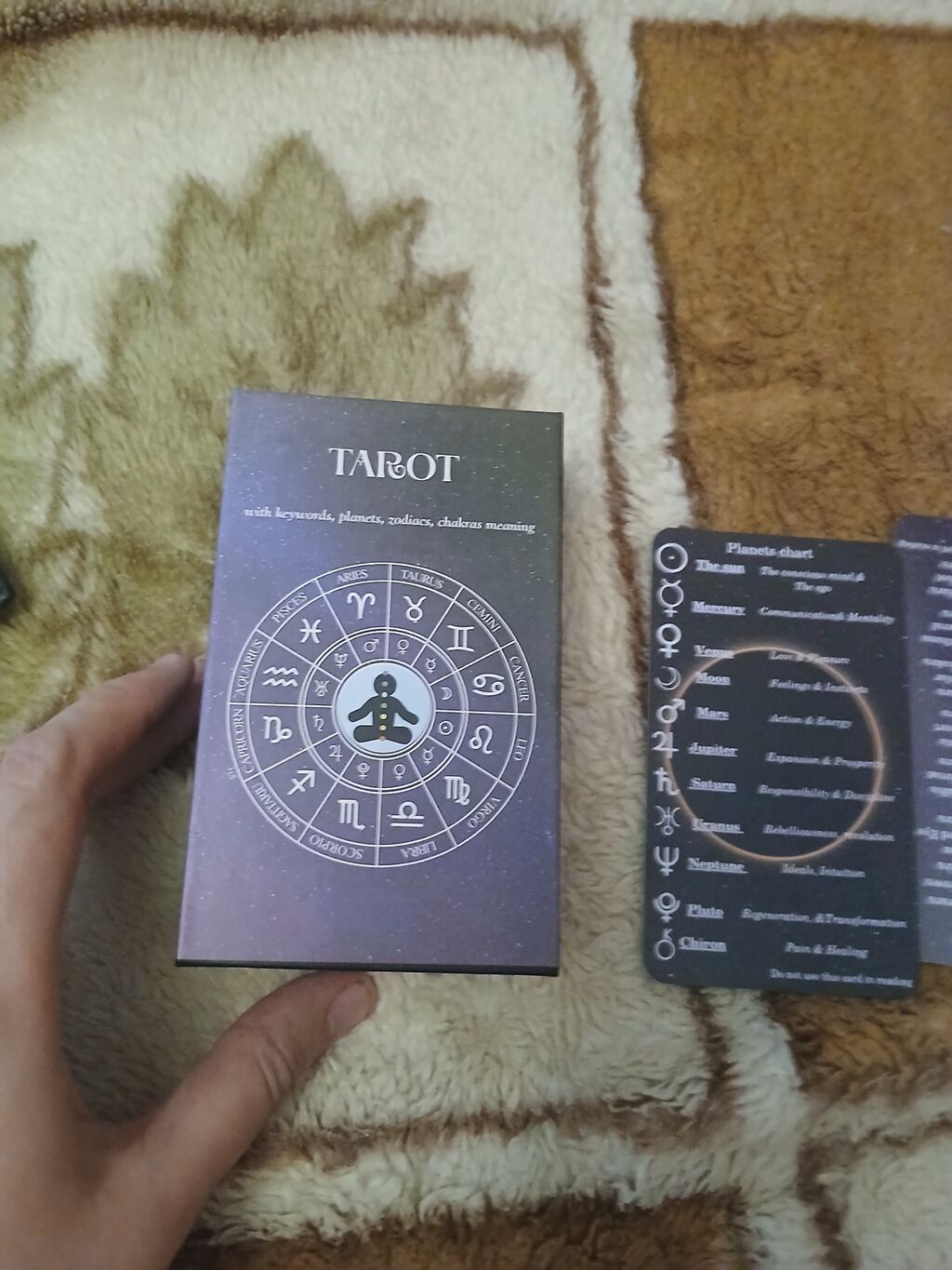 Knjige: Tarot špil sa astro i čakra vodičima - Komplet tarot karata u kutiji