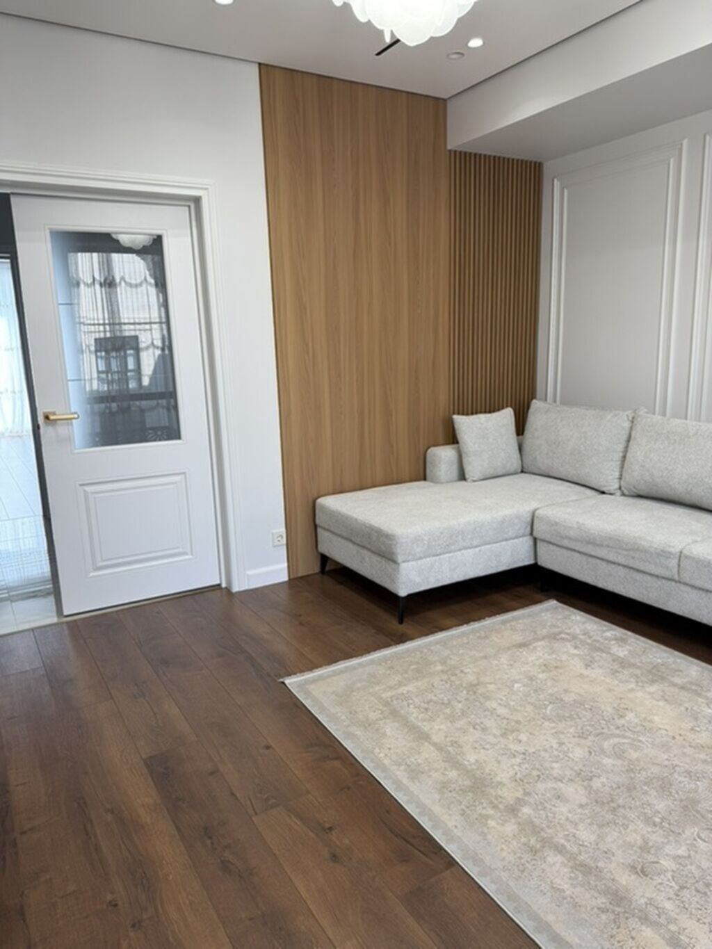 2 комнаты, 72 м², Ак-Кеме Элитка, 10 этаж, Дизайнерский ремонт: фото 3