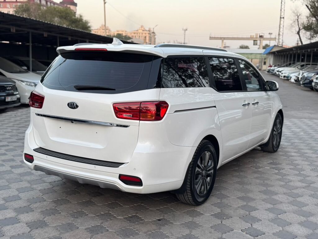 Kia Carnival: 2020 г., 2.2 л, Автомат, Дизель, Минивэн: фото 6