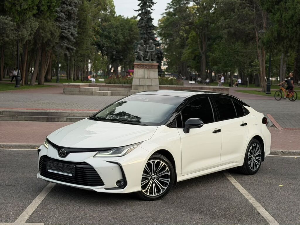 Toyota Corolla: 2019 г., 1.6 л, Автомат, Бензин, Седан: фото 3