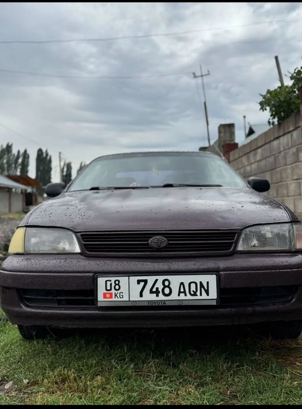 Toyota Carina E: 1992 г., 1.6 л, Механика, Бензин, Седан: фото 4