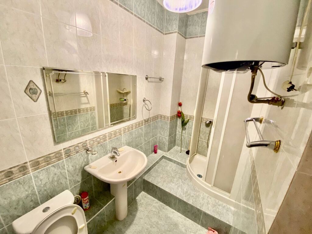 Сдается 5-комнатная квартира, 3 спальные комнаты, гостиная, кабинет: фото 2
