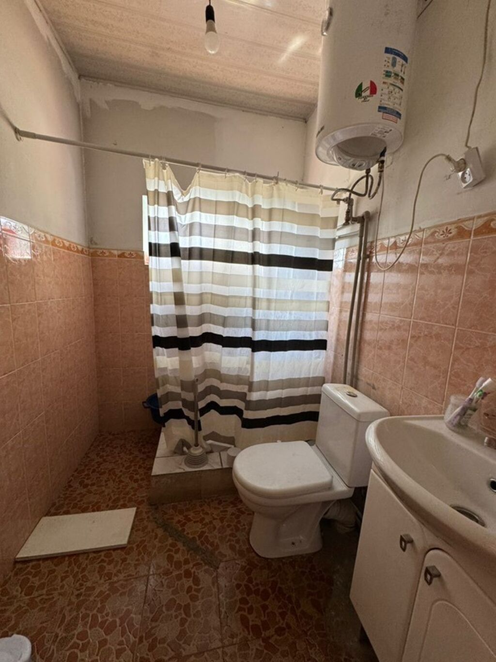 Срочно! Продается дом в жилмассиве ак ордо 1, дом 1,5 этажка, был: фото 6