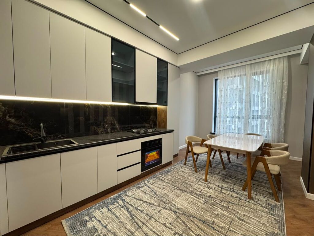3 комнаты, 104 м², Асанбай мкр Элитка, 10 этаж, Дизайнерский ремонт: фото 2