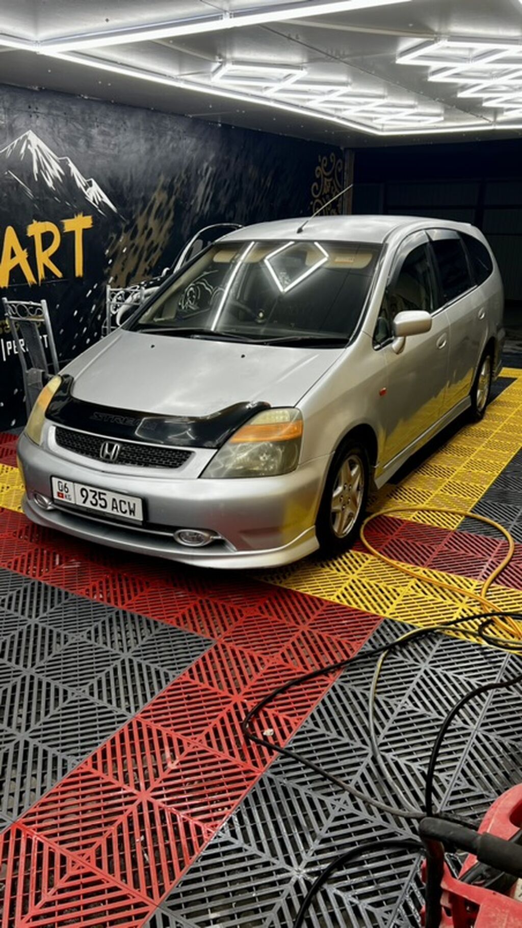 Honda Stream: 2001 г., Автомат, Бензин, Минивэн: фото 6