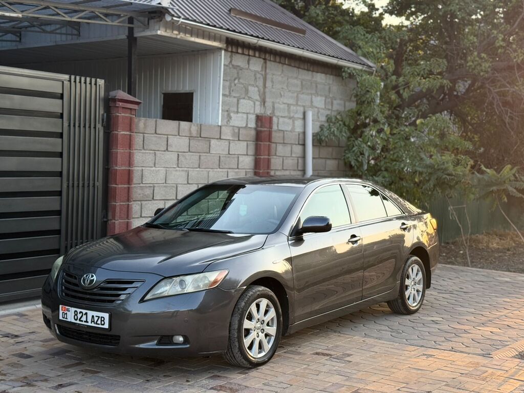 Toyota Camry: 2006 г., Автомат, Бензин, Седан: фото 1
