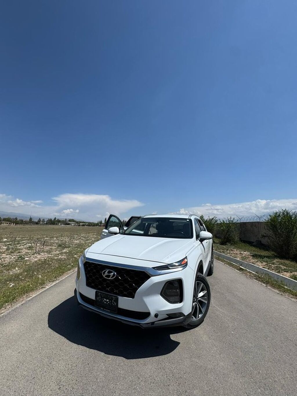 Hyundai Santa Fe: 2019 г., 2.4 л, Автомат, Бензин, Кроссовер: фото 4