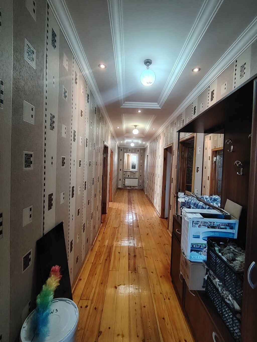6 otaqlı, 220 kv. m, Kredit yoxdur