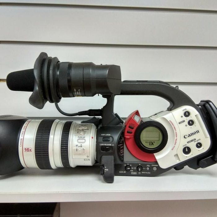 Видеокамеры: Продам видео камера Canon DM-XL1E камера в хорошем состоянии на lalafo.tj Продам видео камера Canon DM-XL1E камера в хорошем состоянии в Душанбе
