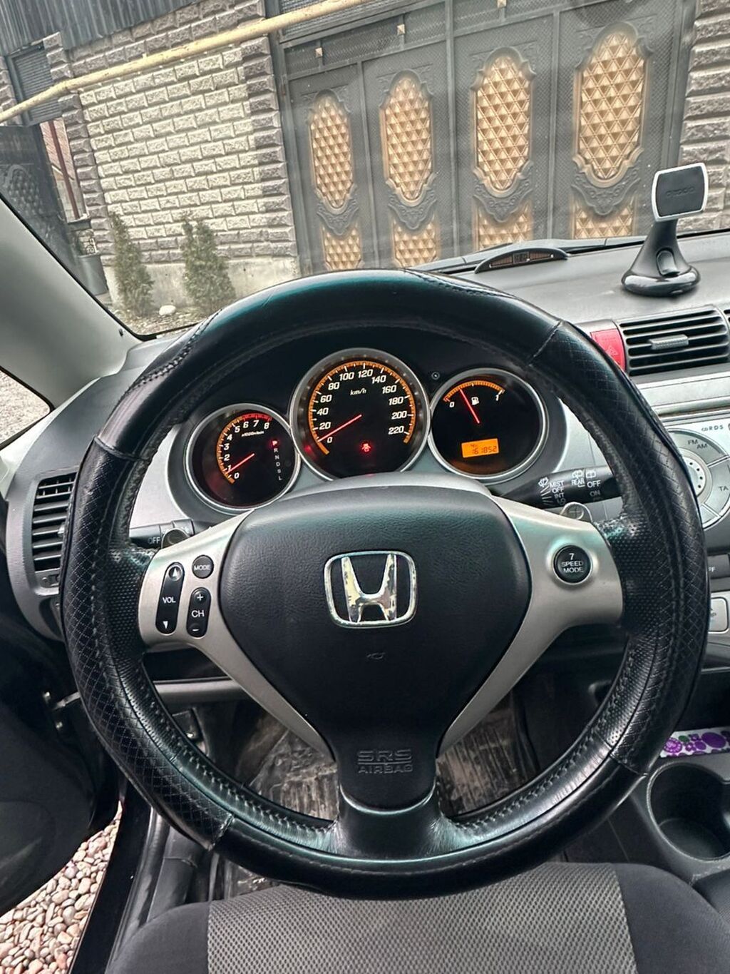 Honda Jazz: 2008 г., 1.4 л, Автомат, Бензин: фото 3