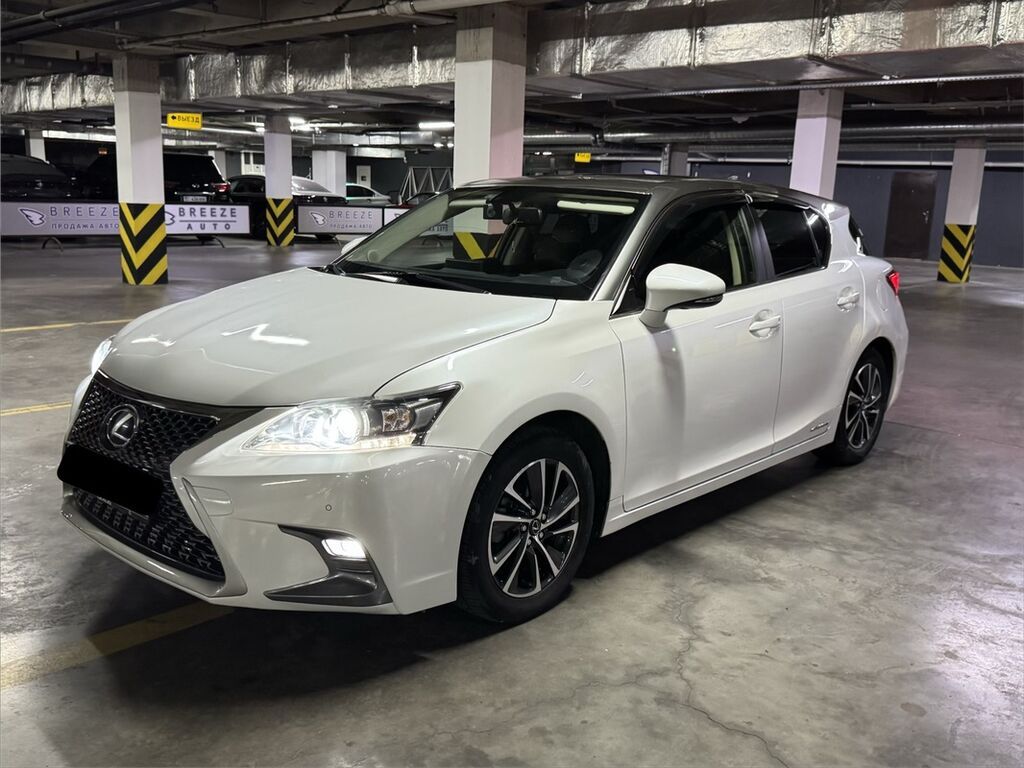 Lexus CT: 2018 г., 1.8 л, Вариатор, Гибрид, Хэтчбэк: фото 4