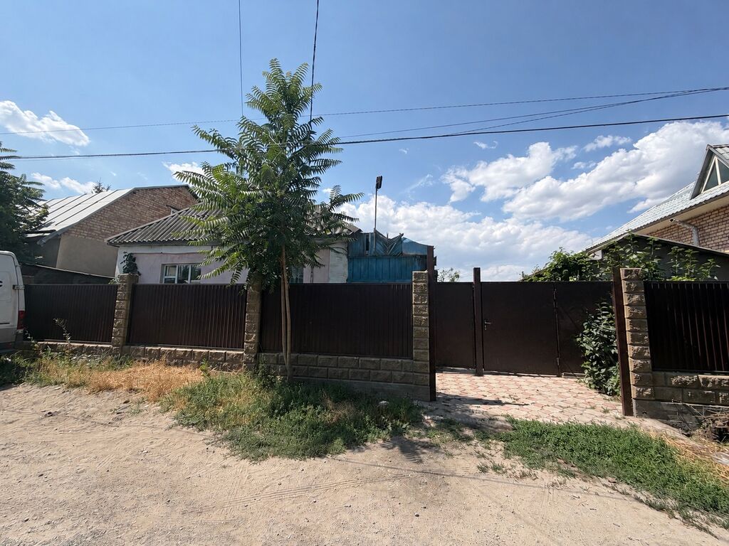 4 комнаты, 65 м², 7 соток, Бишкек, Рабочий Городок Собственник: фото 1