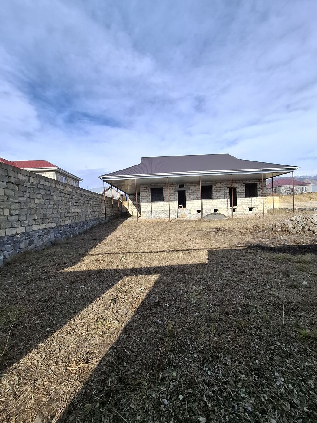 4 otaqlı, 140 kv. m, Kredit yoxdur, Təmirsiz