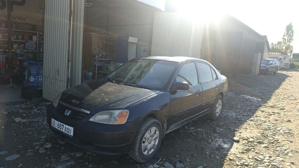 Honda Civic: 2000 г., Бензин, Седан: фото 3