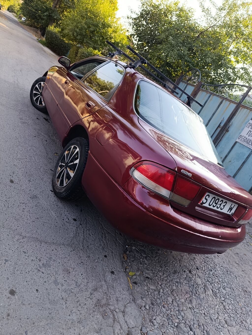 Mazda 626: 1992 г., 2 л, Бензин, Седан: фото 3