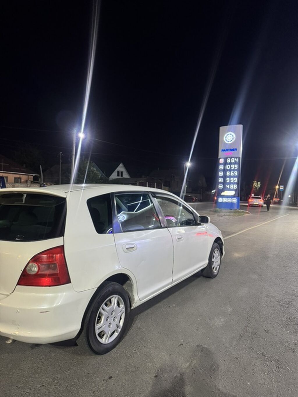Honda Civic: 2000 г., Автомат, Бензин, Хэтчбэк: фото 4