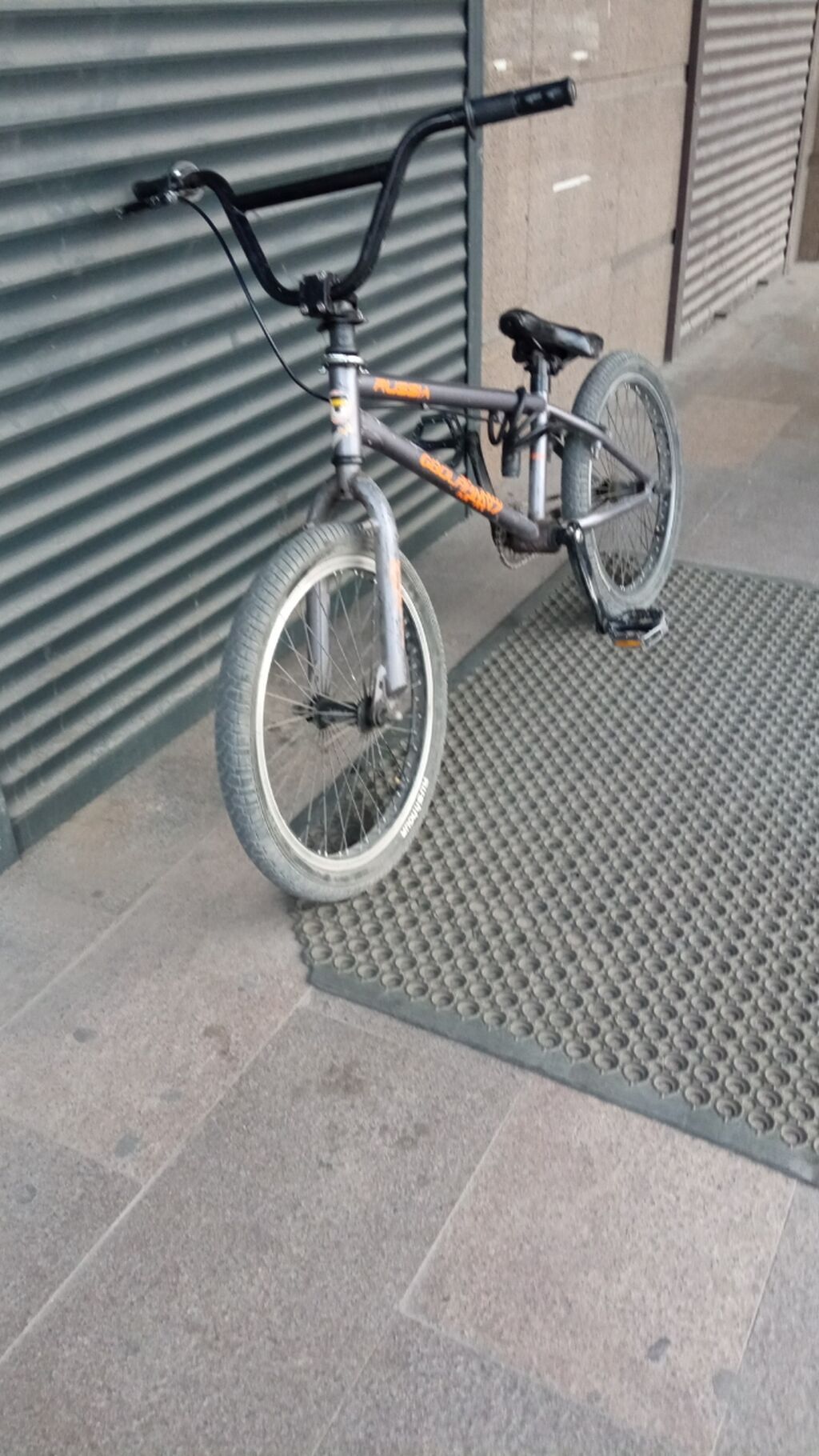 BMX велосипед РОССИЯ - Компактная рама из стали, цвет темно‑серый с: фото 2