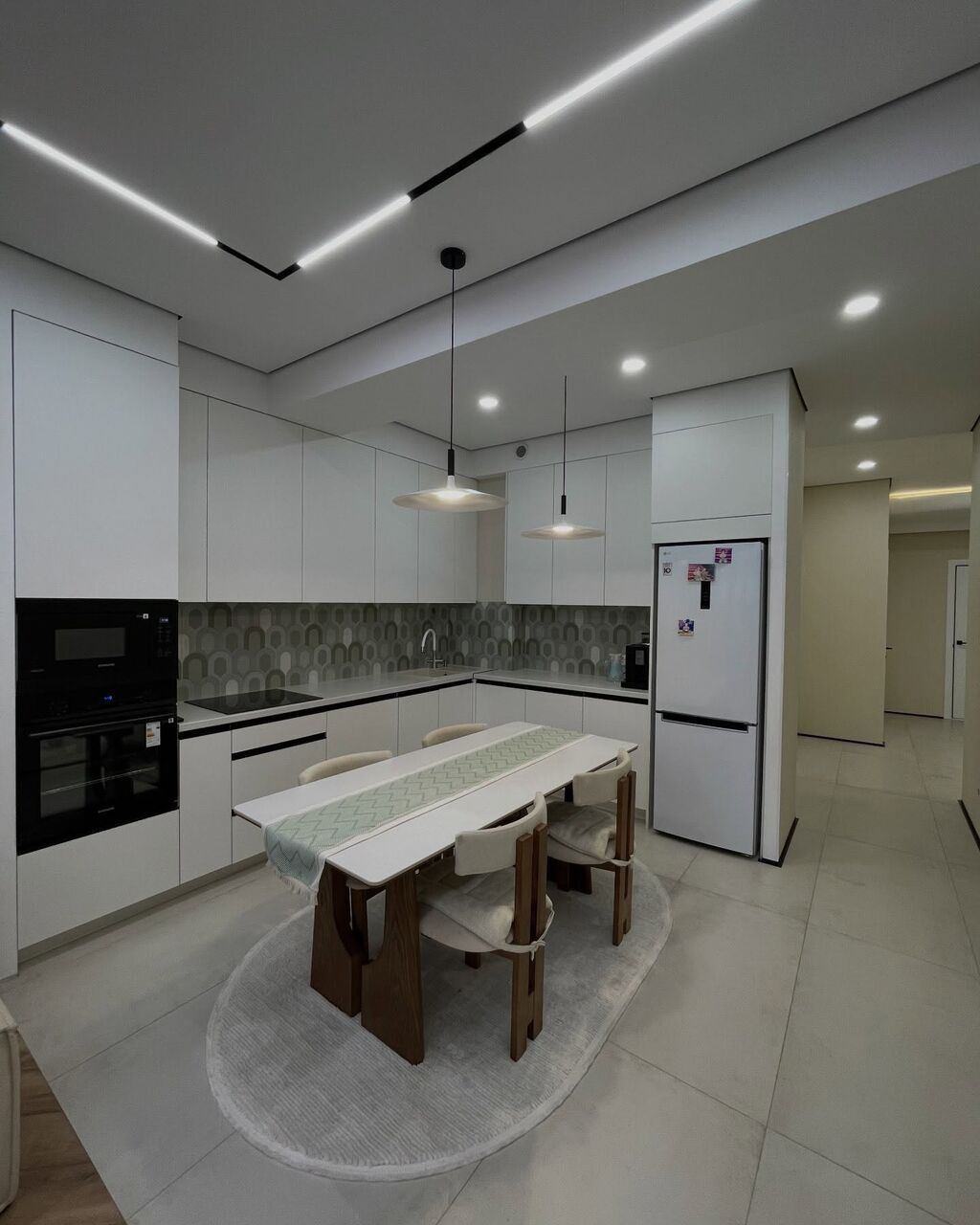 3 комнаты, 94 м², Асанбай мкр Элитка, 3 этаж, Евроремонт: фото 3