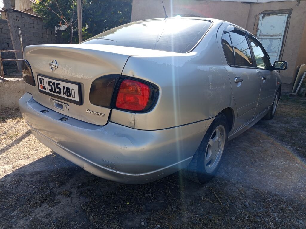 Nissan Primera: 2000 г., 2 л, Механика, Бензин, Седан: фото 3