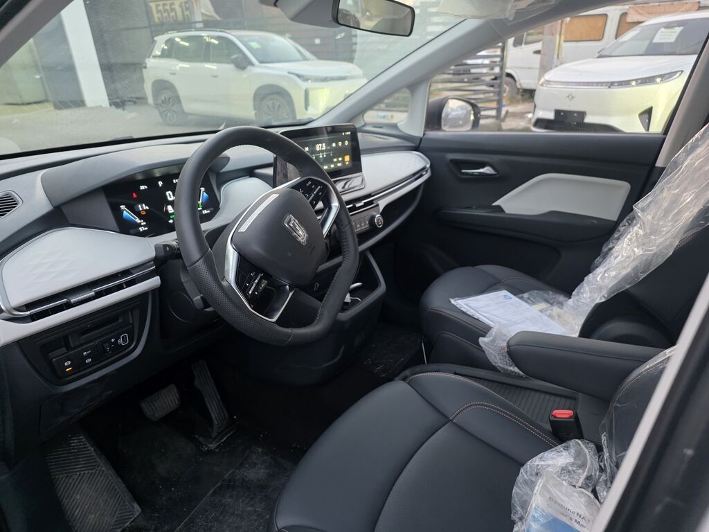 Changan Qiyuan Q05: 2024 г., Автомат, Электромобиль, Универсал: фото 8