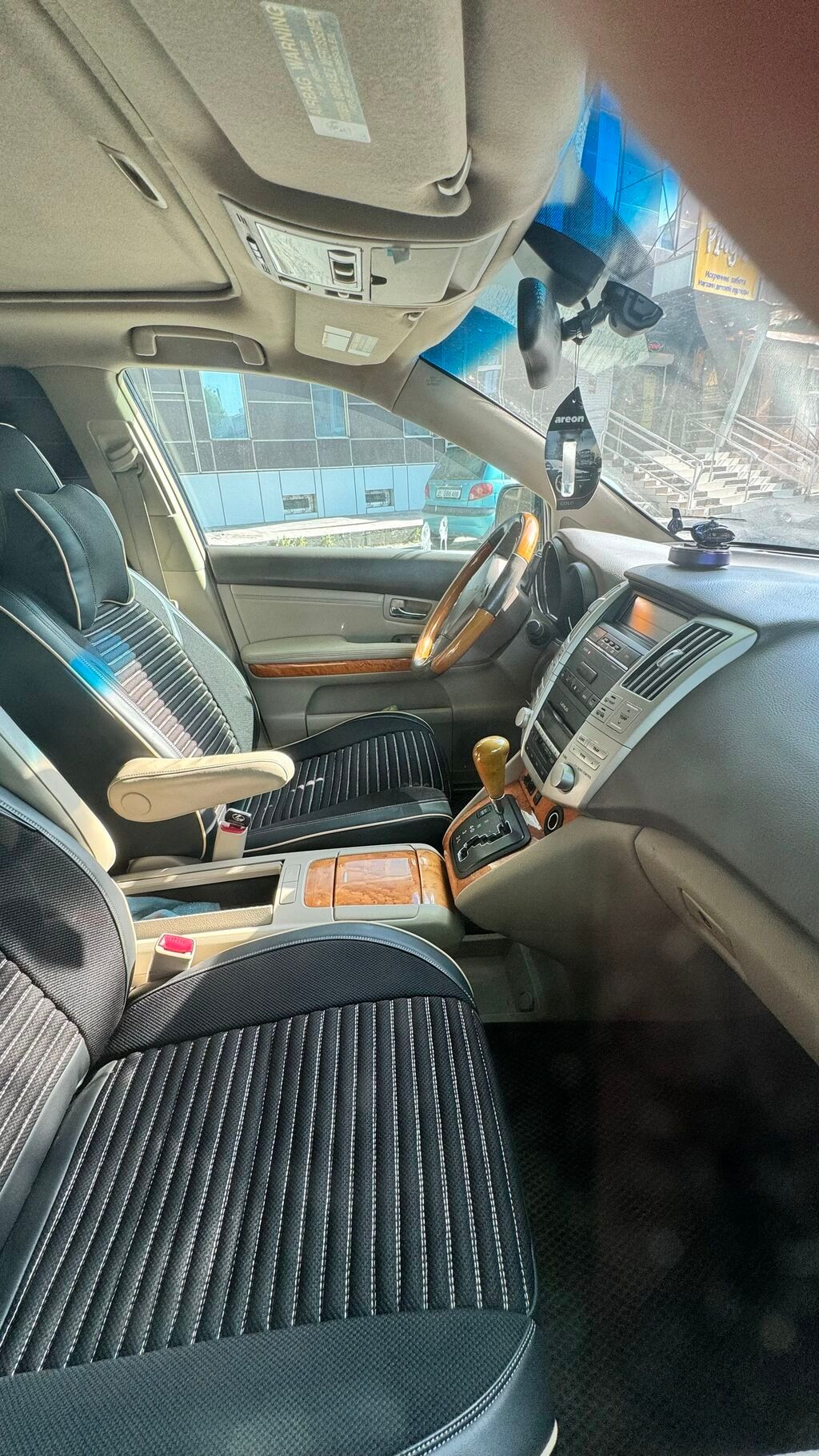 Lexus RX: 2005 г., 3.3 л, Автомат, Бензин, Кроссовер: фото 3