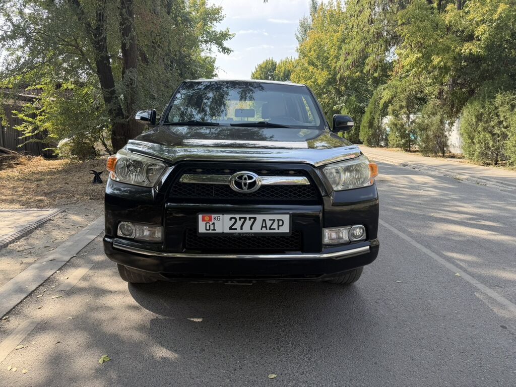 Toyota 4Runner: 2011 г., 4 л, Внедорожник: фото 5