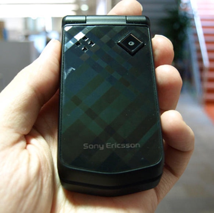 Sony Ericsson: Sony ericsson z555i, σε αριστη κατασταση χωρις φορτιστη σε lalafo.gr Sony ericsson z555i, σε αριστη κατασταση χωρις φορτιστη σε Νίκαια