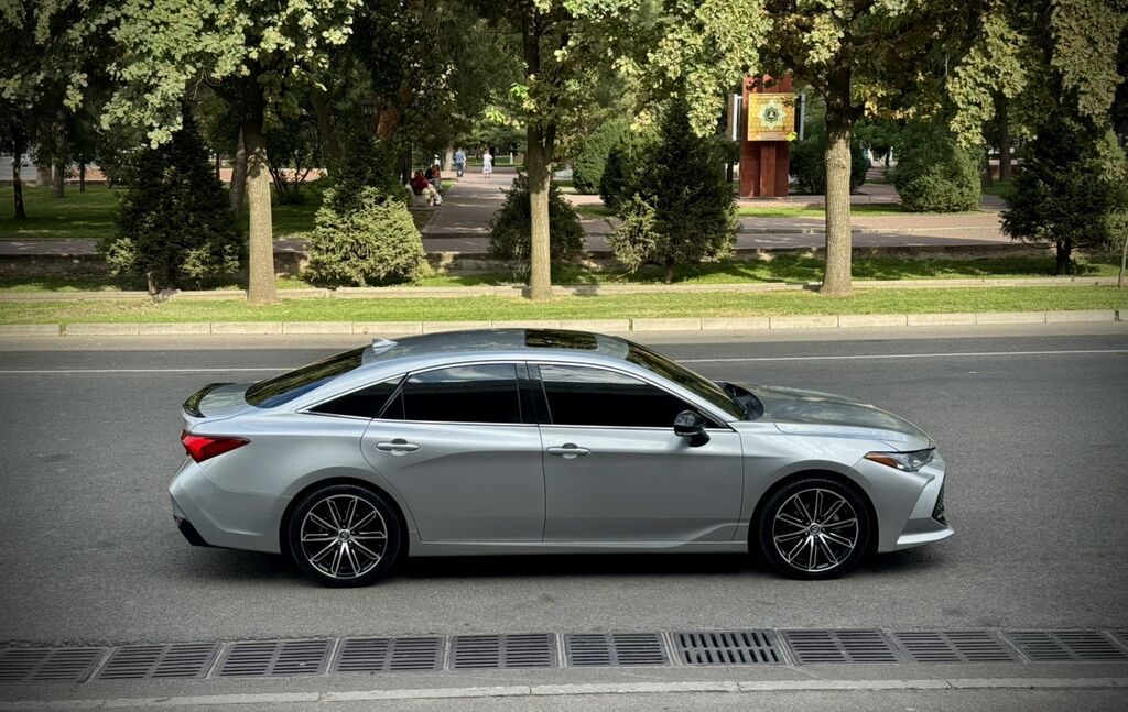 Toyota Avalon: 2018 г., 3.5 л, Автомат, Бензин, Седан: фото 7