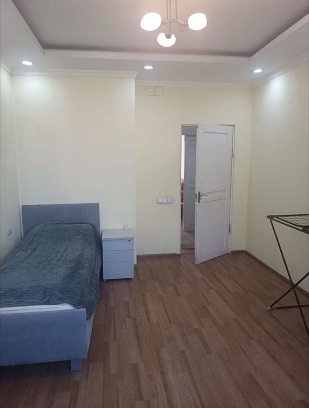 2 комнаты, 67 м², 106 серия улучшенная, 2 этаж, Евроремонт: фото 2