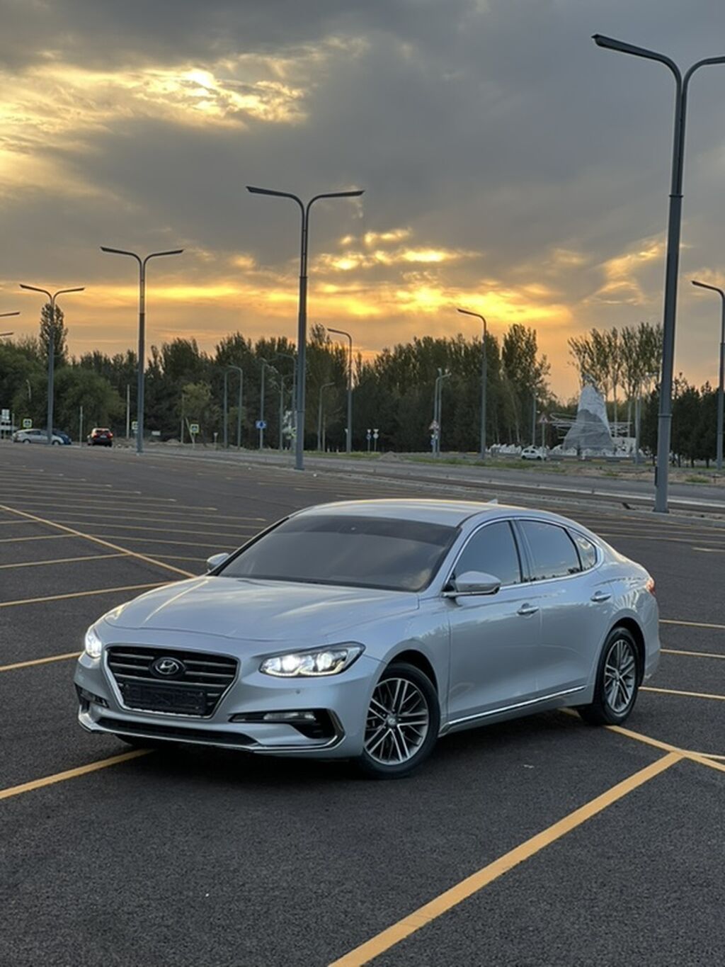 Hyundai Grandeur: 2017 г., 3 л, Автомат, Газ, Седан: фото 2