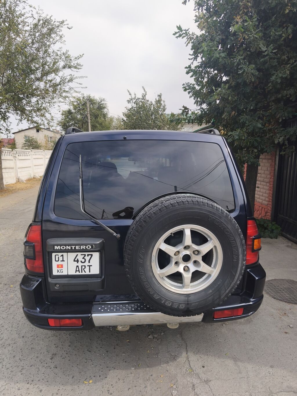 Mitsubishi Montero: 2002 г., 3.5 л, Автомат, Газ, Внедорожник: фото 2