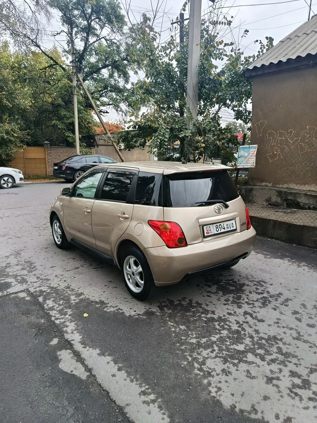 Toyota Ist: 2003 г., 1.5 л, Автомат, Бензин, Хэтчбэк: фото 4