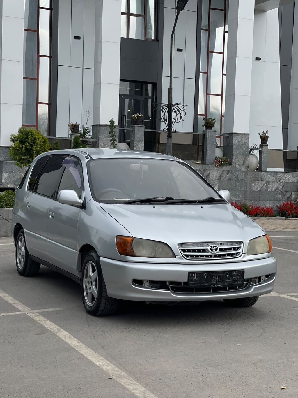 Toyota Ipsum: 1996 г., 2 л, Автомат, Бензин, Минивэн: фото 6
