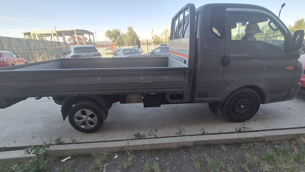 Hyundai Porter II бортовой малотоннажный грузовик год выпуска:2024.01: фото 4
