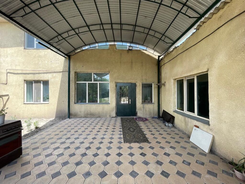 280 м², 6 комнат и более, парк Фучика: фото 1