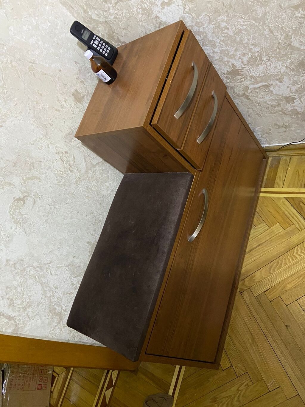 ‼️ayaqqbi dolabı satılır 60 AZN.unvan 9 60 AZN Dolablar Bakı