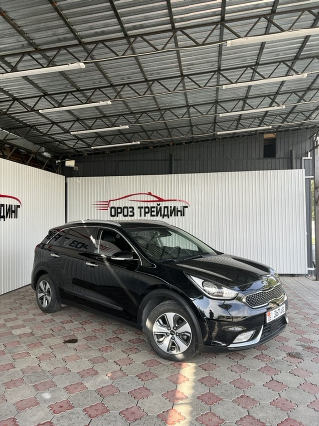 Kia Niro: 2019 г., 1.6 л, Робот, Гибрид, Кроссовер: фото 2