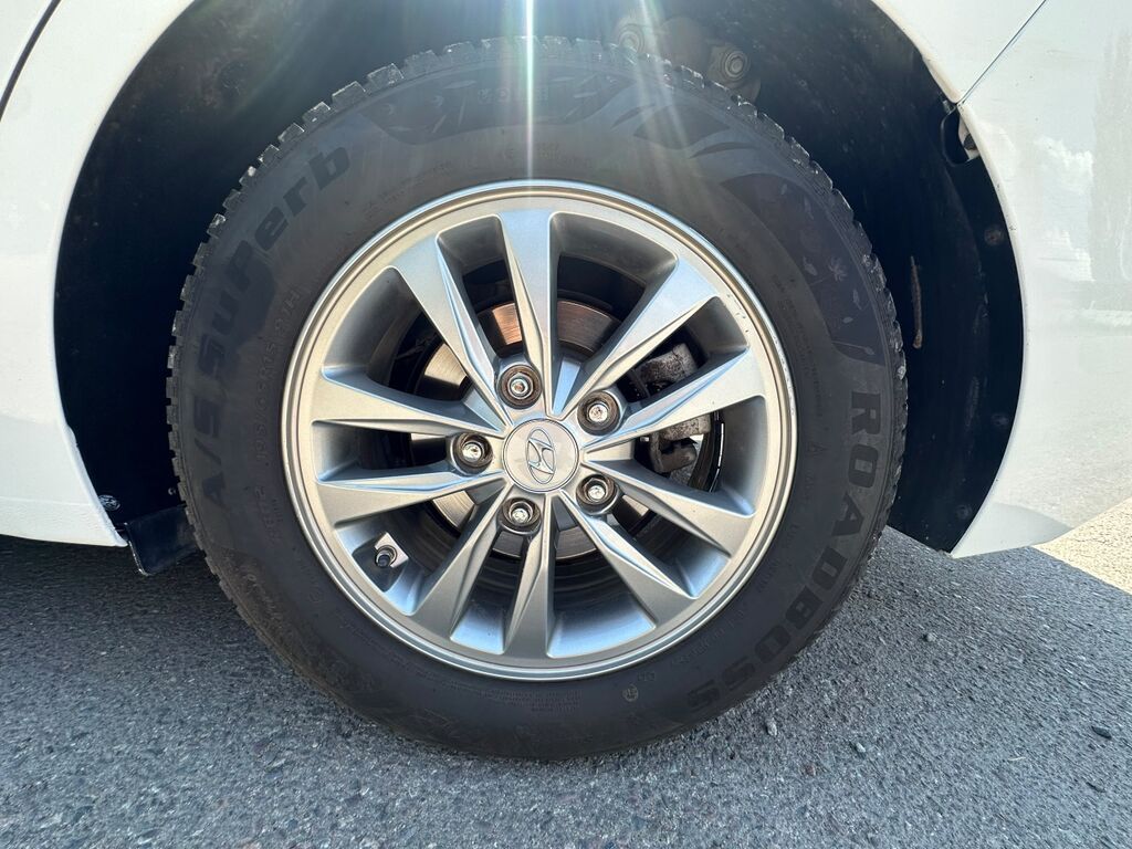 Hyundai Avante: 2019 г., 1.6 л, Автомат, Бензин, Седан: фото 8