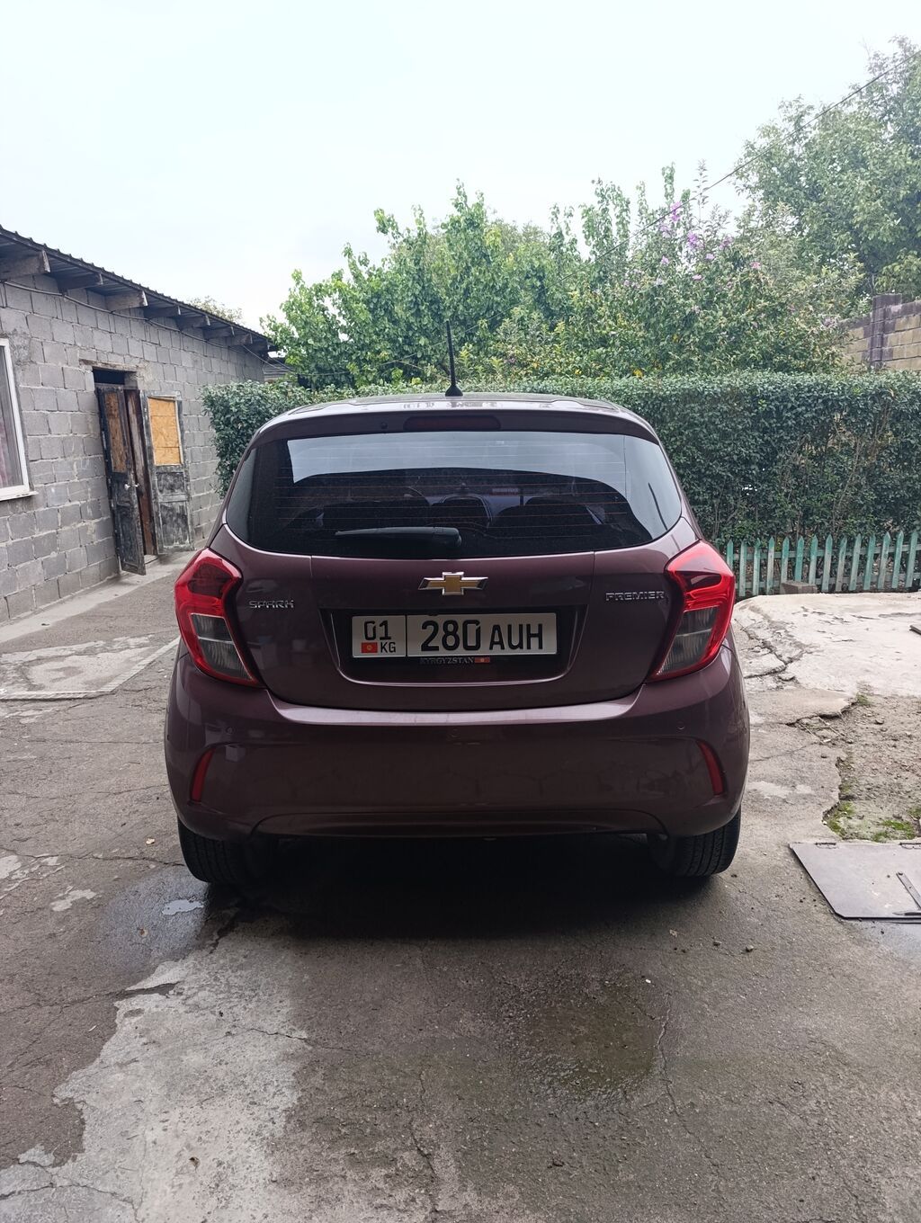 Chevrolet Spark: 2018 г., 1 л, Автомат, Бензин, Хэтчбэк: фото 3