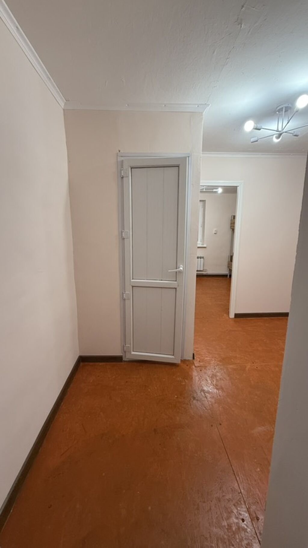 Сдается 2-х комнатная квартира В районе Кызыл-Аскер: фото 2