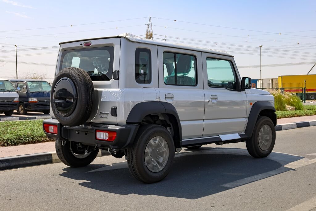 Suzuki Jimny: 2026 г., 1.5 л, Внедорожник: фото 3