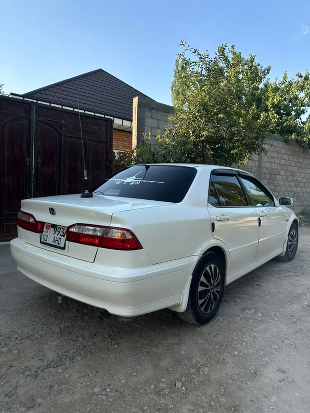 Honda Accord 2003 г., 1.8 л, автомат: фото 5